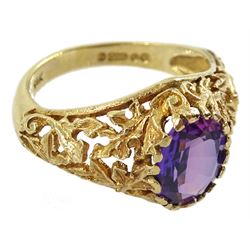 9ct gold single stone oval amethyst ring, with open work leaf design shoulders, hallmarked