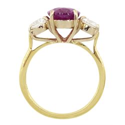 18ct gold three stone oval cut pink sapphire and round brilliant cut diamond ring, hallmarked, sapphire approx 3.00 carat, total diamond weight approx 0.80 carat