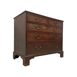 George III mahogany straight-front chest, fitted with two short over three long graduating drawers, each with cock-beaded facias and brass pull handles, lower moulded edge over shaped bracket feet