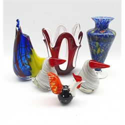 Art glass cockerel 14cm; pair stylised birds with red beaks 16cm ; red and white overlaid vase 29cm; blue ground Murano vase and one other (6)