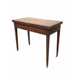 Georgian mahogany fold over card table, the top with satinwood band lifting to reveal baize lined playing surface, raised on square tapered supports with boxwood string inlay W89cm