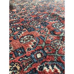 Persian rug, decorated with herati motifs 152cm x 200