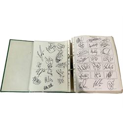 Mostly English footballing autographs and signatures, including Dean Holdsworth, Bobby Zamora, Billy Hamilton, Danny Gabbidon, Paul Elliott etc, in one folder
