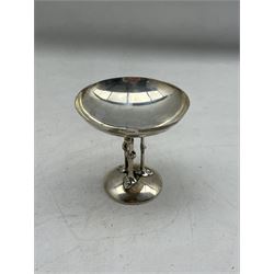 Art Nouveau silver tazza with dished top on triple column and circular foot D11cm London 1913 retailed by Rossi, Norwich 6.6oz