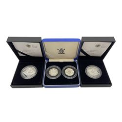 Two The Royal Mint United Kingdom 2008 'Queen Elizabeth I' silver proof five pound coins, cased with certificates and a silver proof fifty pence two coin set comprising 1998 EU and 1998 NHS coins, cased without certificate