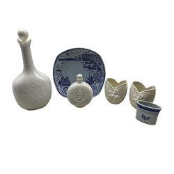 Tranquebar toothpick holder, Stavangerflint plate, together with four pieces of plain ground porcelain comprising two vases, scent bottle and decanter (6)