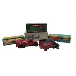 ERTL Texaco diecast vehicles to include 'Doodle Bug', 'Horse & Tanker', 'Dodge Airflow', '1925 Kenworth Stake Truck' (all boxed) and two others unboxed (6)
