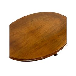 Victorian mahogany loo table, the oval top over turned column leading into splayed and scrolled supports W135cm, H73cm, D105cm