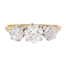 Early 20th century three stone old cut diamond ring, stamped 18 Plat, total diamond weight approx 1.40 carat