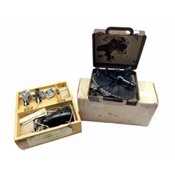 Walker's Knotmaster model K.D.O. Mk IIIA, in pine box with instructions and original packaging, together with a Ebbco Sextant, in case (2)