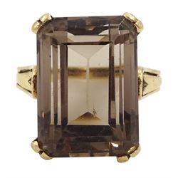 10ct gold single stone emerald cut smokey quartz ring, stamped 10K