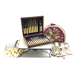Plated food tray with spirit heater stand, cased set of twelve dessert knives and eleven forks, assorted plated cutlery and bone handled knives
