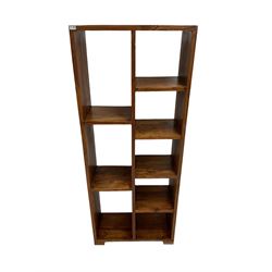 Hardwood open bookcase or shelving unit, fitted with two tall shelves and four shorter shelves