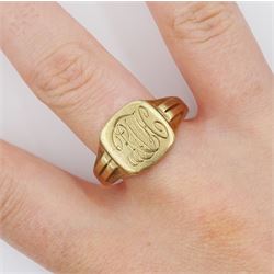 9ct gold signet ring with engraved initials 'RHN', hallmarked