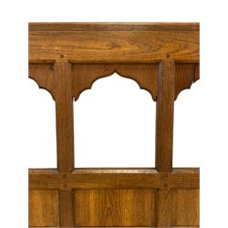 19th century oak ecclesiastical church rail or pew divider, with six panels and stepped and point ogee brackets, trefoil finials over stop chamfered uprights