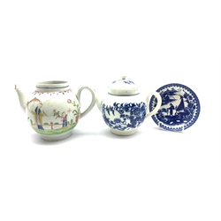 Group of 18th century porcelain comprising a Worcester Fisherman pattern saucer, Fence pattern teapot, probably Worcester or Caughley and another tea pot painted in polychrome enamels with Long Eliza figures (3)