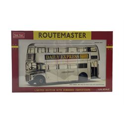Sun Star Routemaster limited edition 1:24 scale bus 2903: RM664 - WLT 664: The Silver Lady with unpainted body, boxed