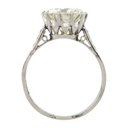 18ct white gold and palladium round brilliant cut diamond ring, with diamond set shoulders, stamped 18ct, principle diamond approx 2.95 carat