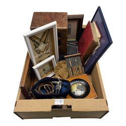 Junior 620 folding camera, framed stamp set, miniature frames containing prints, Girl Guides cap, Steepletone radio, 1945 leather purse, Philip & Tacey abacus and miscellanea in one box 