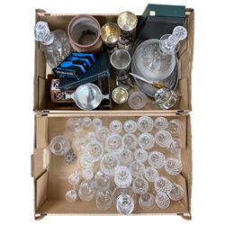 Edinburgh Crystal ships decanter together with quantity of glassware and metal plate in two boxes