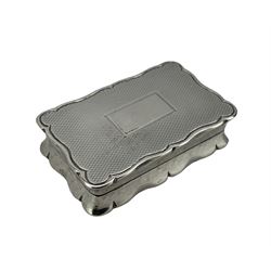 Silver snuff box with engine turned decoration and vacant cartouche L5cm Birmingham 1937 Maker Joseph Gloster Ltd 