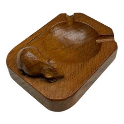 'Mouseman' oak ashtray with carved mouse signature, by Robert Thompson of Kilburn, L10cm