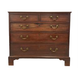 George III mahogany straight-front chest, fitted with two short over three long graduating drawers, each with cock-beaded facias and brass pull handles, lower moulded edge over shaped bracket feet