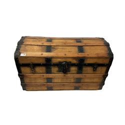 Pine dome top trunk, with brass handles 