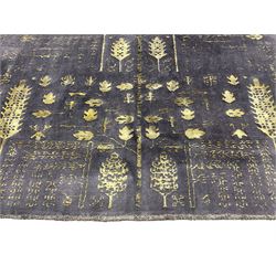 Persian Shiraz dark indigo ground rug, decorated with all over with pale green stylised leaf motifs