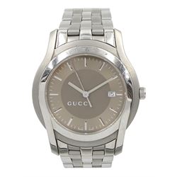 Gucci stainless steel quartz wristwatch, Ref. 5500 XL, on original stainless steel strap