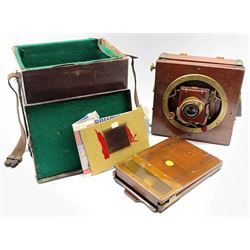Thornton Pickard plate camera with Mackenzie-Wishart daylight slide in box