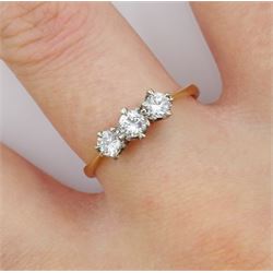 18ct gold three stone round brilliant cut diamond ring, stamped 18ct Plat, total diamond weight approx 0.35 carat
