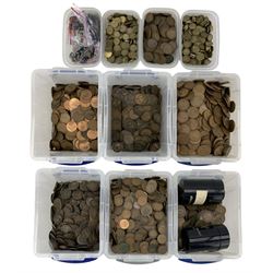 Large quantity of mostly pre decimal Great British coinage, including half pennies, pennies etc