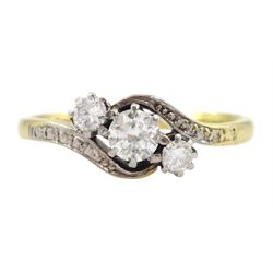 18ct gold three round brilliant cut diamond crossover ring, stamped, total diamond weight approx 0.35 carat