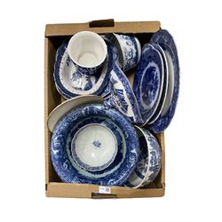 'Ironstone' blue and white bowl, Willow pattern ceramics and other table wares and a gilt metal and glass light fitting in one box