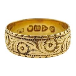 Victorian 18ct gold wedding band, bright cut floral decoration by Edward Vaughton, Chester 1899, approx 4.25gm, retailed by B. Leefe & Son, Malton boxed
