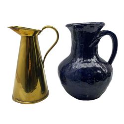 Large earthenware jug with blue glaze together with brass jug max H25cm