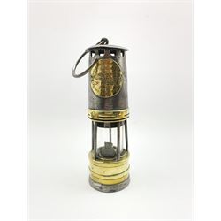 Hailwood & Ackroyd 'Hailwoods Improved' miners brass safety lamp No.322