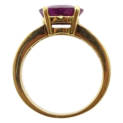  18ct gold round ruby ring, with baguette diamond shoulders, ruby approx 3.30 carat, diamond total weight approx 0.80 carat  