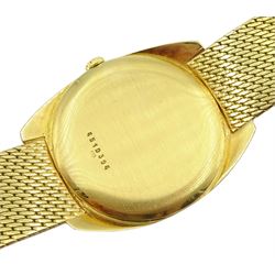 Zenith 18ct gold gentleman's manual wind bracelet wristwatch, cal. 2542, champagne dial with date aperture, back case stamped 451D394