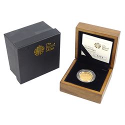Queen Elizabeth II 2009 gold proof full sovereign coin, cased with certificate