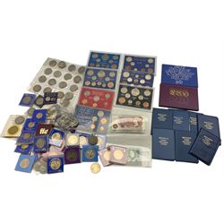 Mostly Great British coins including approximately 90 grams of pre 1920 and approximately 175 grams of pre 1947 silver coins, seven Queen Elizabeth II five pound coins, 1970 and 1982 Great Britain and Northern Ireland proof sets in card folders, commemorative crowns, eleven Bank of England one pound notes etc