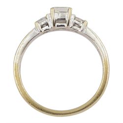 18ct gold three stone emerald and princess cut diamond ring, hallmarked, principle diamond approx 0.25 carat, total diamond weight approx 0.35 carat