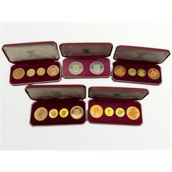 Four Queen Elizabeth II Bailiwick of Jersey four coin sets dated 1957, 1960, 1964 and 1966, each comprising two one twelfth of a shilling and two one fourth of a shilling coins and a 1966 five shillings two coin set, all cased (5)