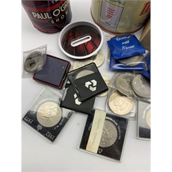 Collection of Great British and World coins including small number of Great British pre 1920 and pre 1947 silver coins, pre-decimal coins, commemorative crowns, pre-euro coinage etc