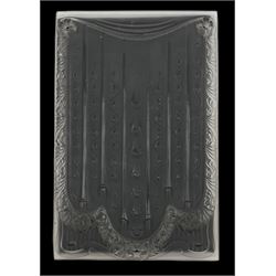 Art Deco rectangular frosted glass panel having moulded arch decoration, 30cm x 46cm 