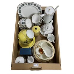 Dorchester pattern tea set, Burslem apple shaped preserve jar, similar tea set and other ceramics in one box