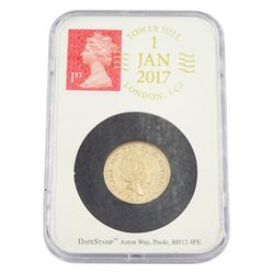 Queen Elizabeth II 2017 gold full sovereign coin, in display case