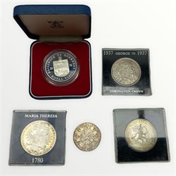 Queen Elizabeth II Bailiwick of Guernsey 1978 silver twenty five pence coin, cased without certificate, King George VI 1937 crown, Maria Theresa restrike Thaler, Mexico 1968 silver twenty-five Pesos and an Austrian 1959 fifty Schilling coin (5)