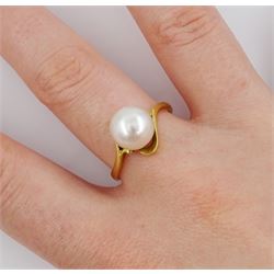Mikimoto 18ct gold single stone cultured white / pink pearl ring, stamped